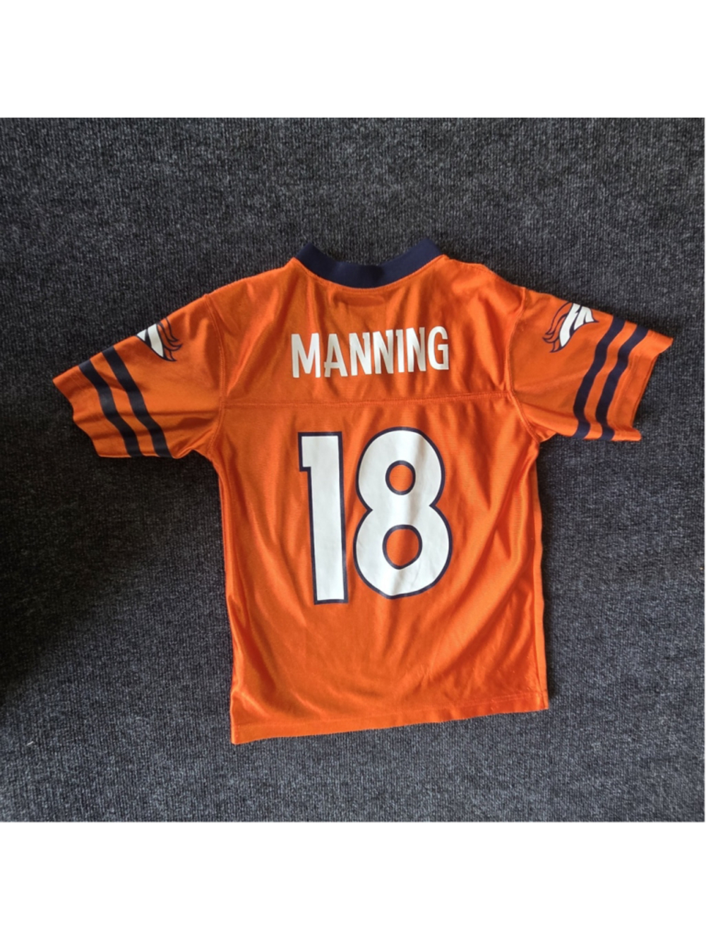 Denver Broncos Peyton Manning NFL Team Apparel Jersey Youth Medium M 8/10 B75 - Picture 2 of 7